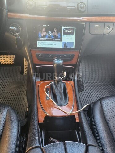 Mercedes E 220 2006, 256,000 km - 2.2 л - Bakı