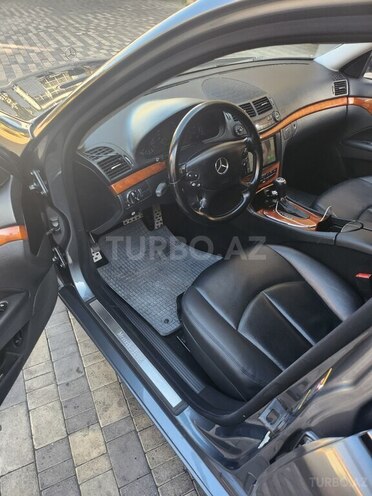 Mercedes E 220 2006, 256,000 km - 2.2 л - Bakı