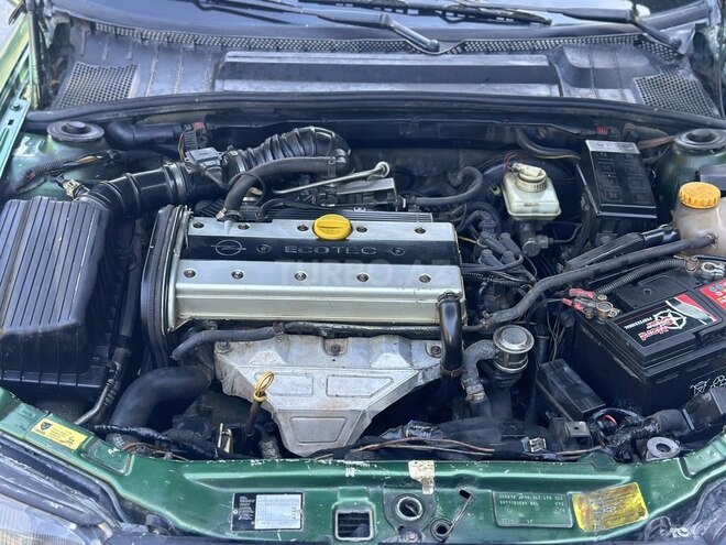 Opel Vectra 1996, 331,000 km - 1.8 l - Sumqayıt