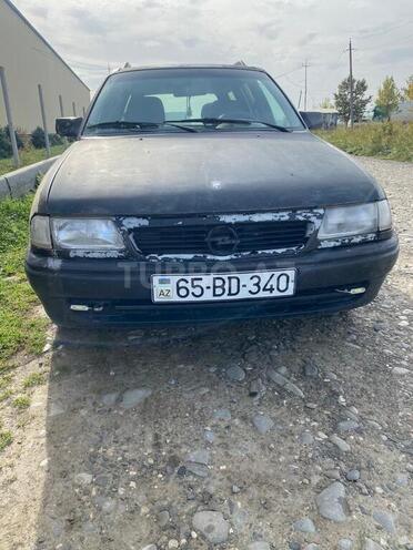 Opel Astra 1993, 420,254 km - 1.6 l - Şabran