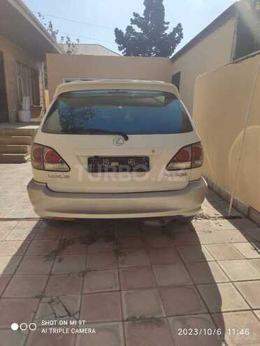 Lexus RX 300 2001, 300,000 km - 3.0 l - Bakı