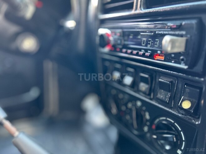 GAZ 31105 2005, 156,700 km - 2.4 л - Gəncə