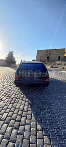 Mercedes C 220 2000, 234,567 km - 2.2 l - Bakı