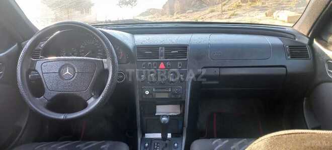 Mercedes C 220 2000, 234,567 km - 2.2 l - Bakı