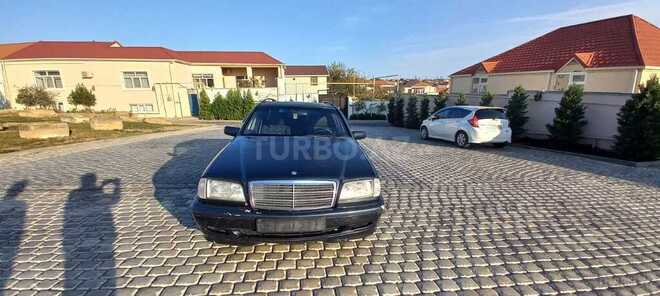 Mercedes C 220 2000, 234,567 km - 2.2 l - Bakı