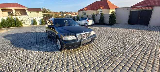 Mercedes C 220 2000, 234,567 km - 2.2 l - Bakı