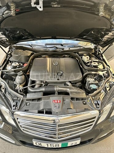 Mercedes E 220 2013, 334,744 km - 2.2 l - Bakı