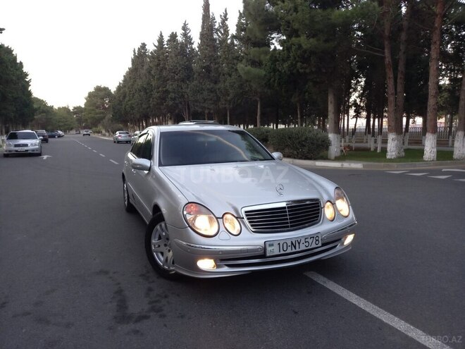 Mercedes E 220 2004, 391,123 km - 2.2 l - Sumqayıt