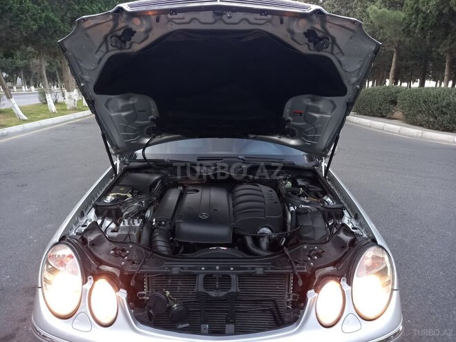 Mercedes E 220 2004, 391,123 km - 2.2 l - Sumqayıt
