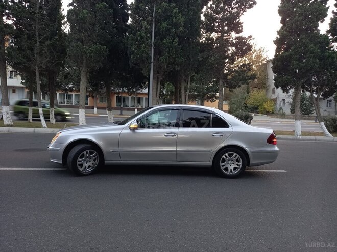 Mercedes E 220 2004, 391,123 km - 2.2 l - Sumqayıt