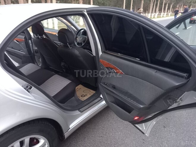 Mercedes E 220 2004, 391,123 km - 2.2 l - Sumqayıt