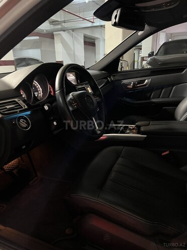Mercedes E 220 2015, 221,000 km - 2.2 l - Bakı