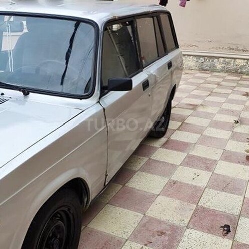 LADA (VAZ) 2104 2003, 364,000 km - 1.5 l - Naftalan