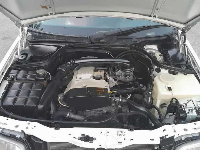 Mercedes C 230 1998, 292,000 km - 2.3 l - Sumqayıt