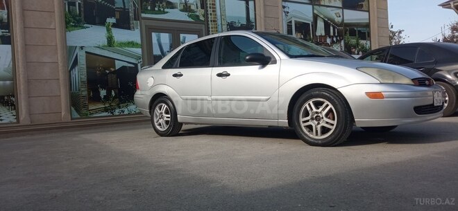 Ford Focus 2000, 350,650 km - 2.0 л - Bakı