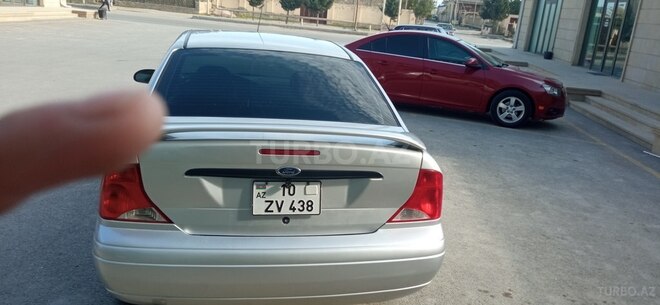 Ford Focus 2000, 350,650 km - 2.0 л - Bakı