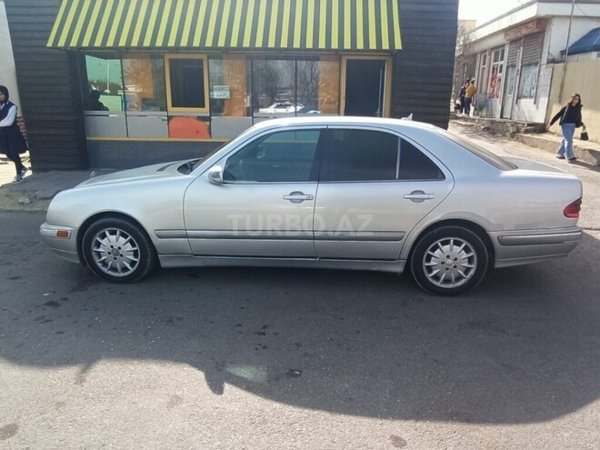 Mercedes E 270 1999, 453,247 km - 2.7 l - Hacıqabul