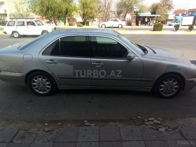 Mercedes E 270 1999, 453,247 km - 2.7 l - Hacıqabul