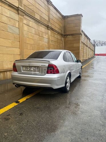 Opel Vectra 1999, 250,000 km - 1.6 l - Sumqayıt