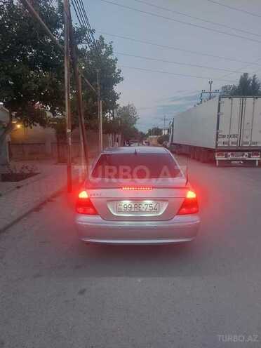 Mercedes E 220 2005, 213,542 km - 2.2 l - Bakı