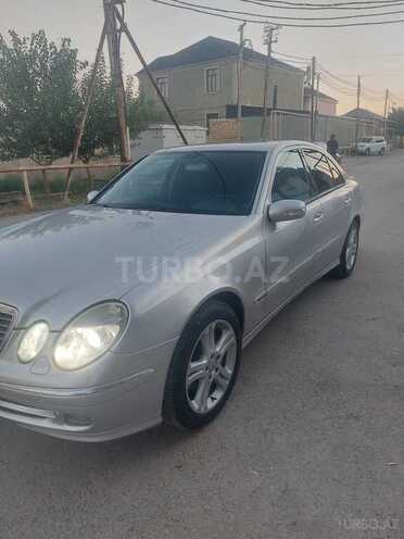 Mercedes E 220 2005, 213,542 km - 2.2 l - Bakı