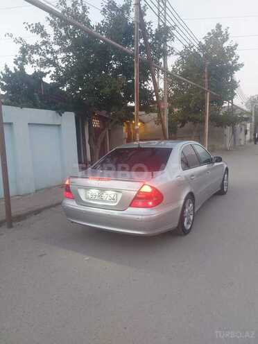 Mercedes E 220 2005, 213,542 km - 2.2 l - Bakı