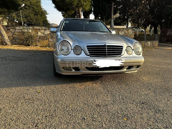 Mercedes E 280 2001, 180,000 km - 2.8 l - Gəncə