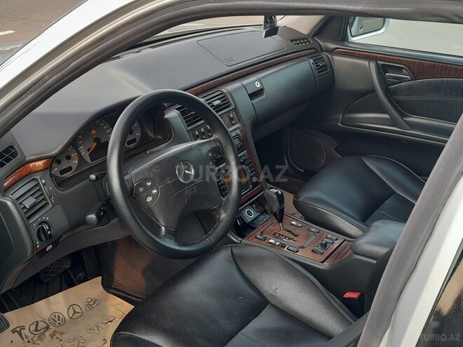 Mercedes E 320 2000, 400,000 km - 3.2 l - Şirvan
