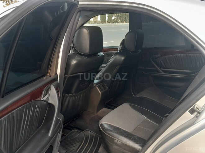 Mercedes E 320 2000, 400,000 km - 3.2 l - Şirvan