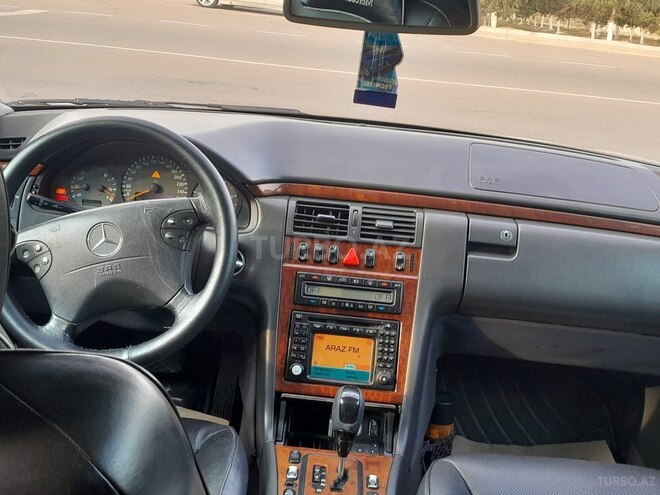 Mercedes E 320 2000, 400,000 km - 3.2 l - Şirvan