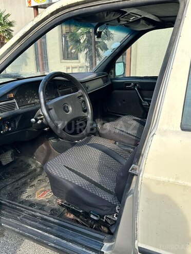 Mercedes 190 1987, 541,236 km - 2.5 l - Bakı