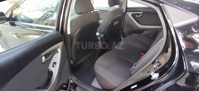 Hyundai Elantra 2015, 143,232 km - 1.8 l - Bakı