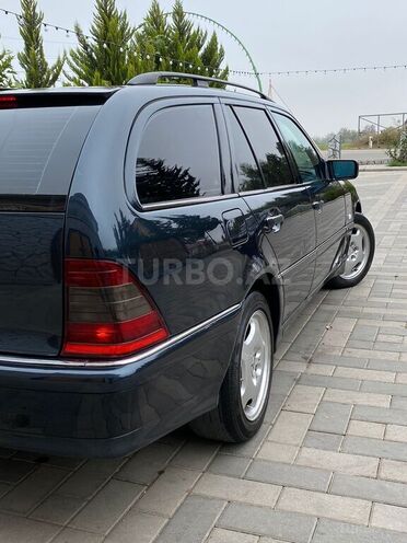 Mercedes C 220 1998, 400,000 km - 2.2 l - Saatlı