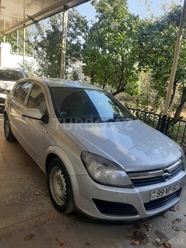 Opel Astra 2006, 220,000 km - 1.4 l - Gəncə