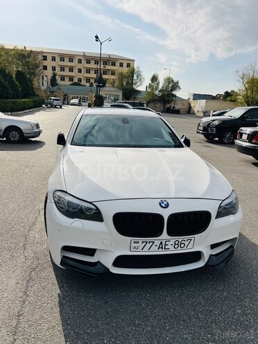 BMW 528 2014, 210,000 km - 2.0 л - Bakı
