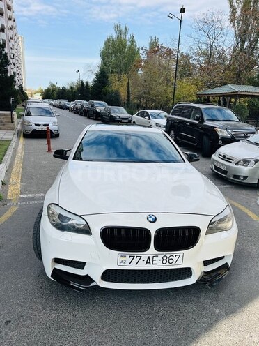 BMW 528 2014, 210,000 km - 2.0 л - Bakı