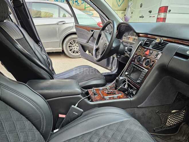 Mercedes E 260 2001, 245,210 km - 2.6 l - Bakı