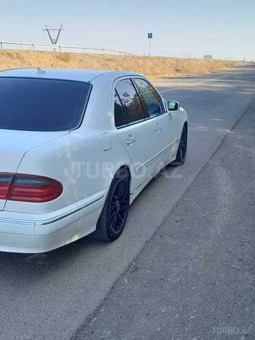 Mercedes E 240 1999, 291,369 km - 2.4 л - Bakı
