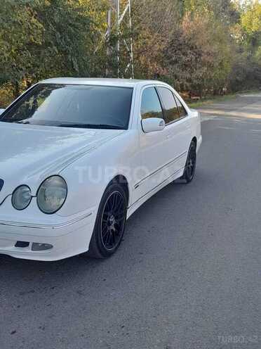 Mercedes E 240 1999, 291,369 km - 2.4 л - Bakı