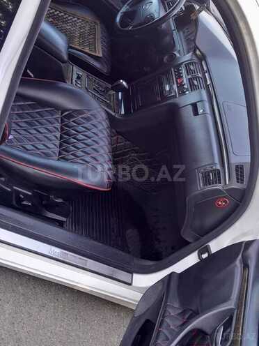 Mercedes E 240 1999, 291,369 km - 2.4 л - Bakı