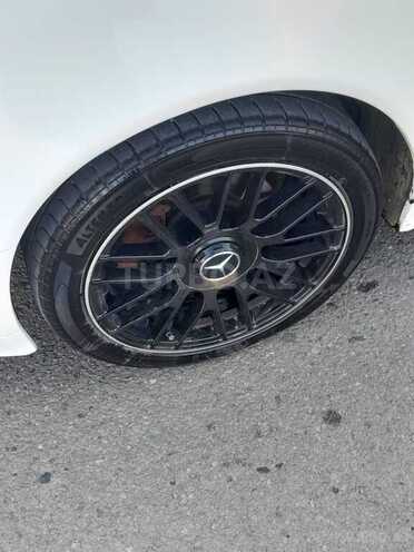 Mercedes E 240 1999, 291,369 km - 2.4 л - Bakı