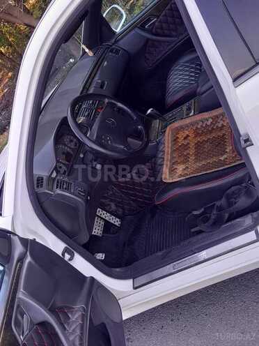 Mercedes E 240 1999, 291,369 km - 2.4 л - Bakı