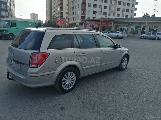 Opel Astra 2004, 241,000 km - 1.4 l - Bakı