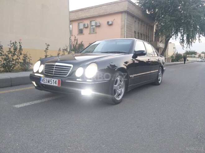 Mercedes E 240 1999, 281,000 km - 2.4 l - Yevlax
