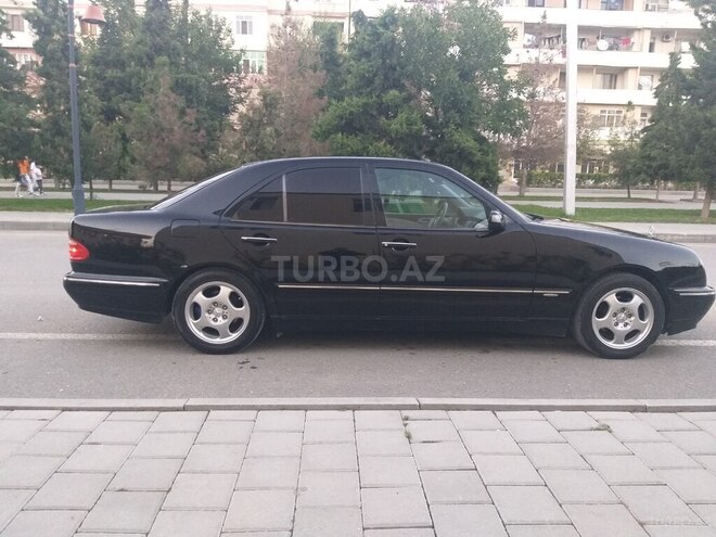 Mercedes E 240 1999, 281,000 km - 2.4 l - Yevlax