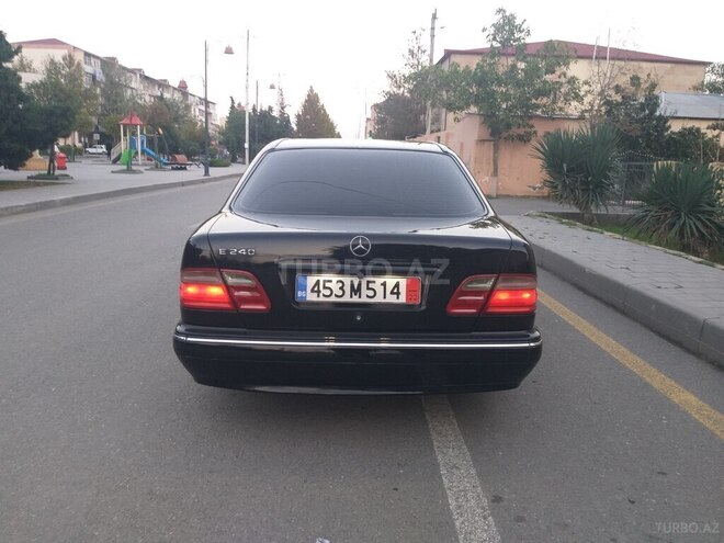 Mercedes E 240 1999, 281,000 km - 2.4 l - Yevlax