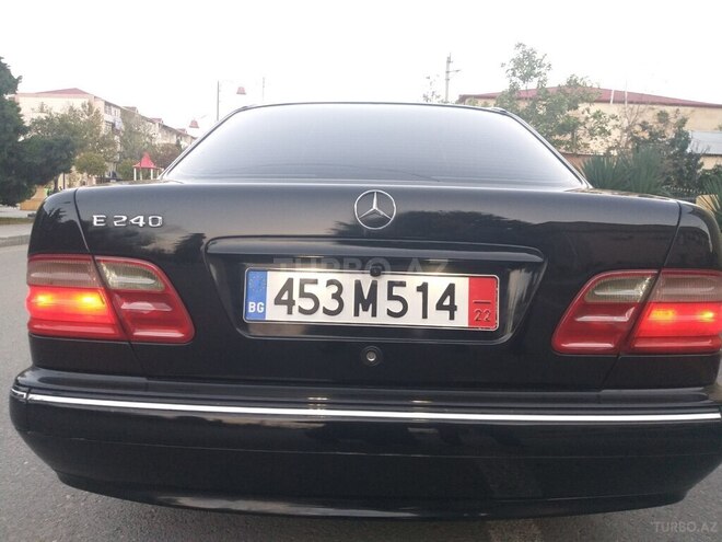 Mercedes E 240 1999, 281,000 km - 2.4 l - Yevlax