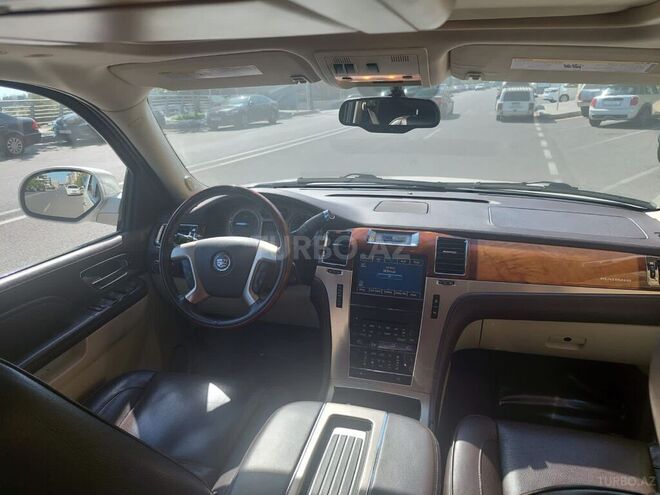 Cadillac Escalade 2011, 84,604 km - 6.2 l - Bakı