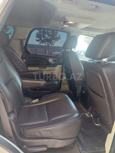 Cadillac Escalade 2011, 84,604 km - 6.2 l - Bakı