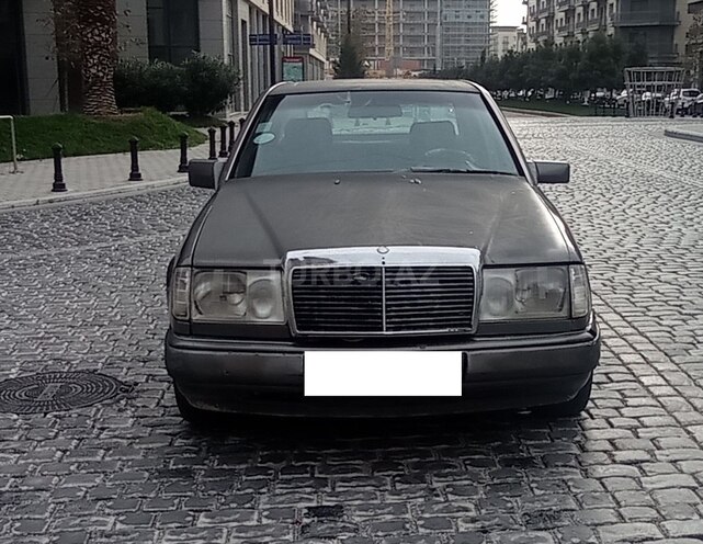 Mercedes E 200 1990, 100,000 km - 2.0 l - Bakı